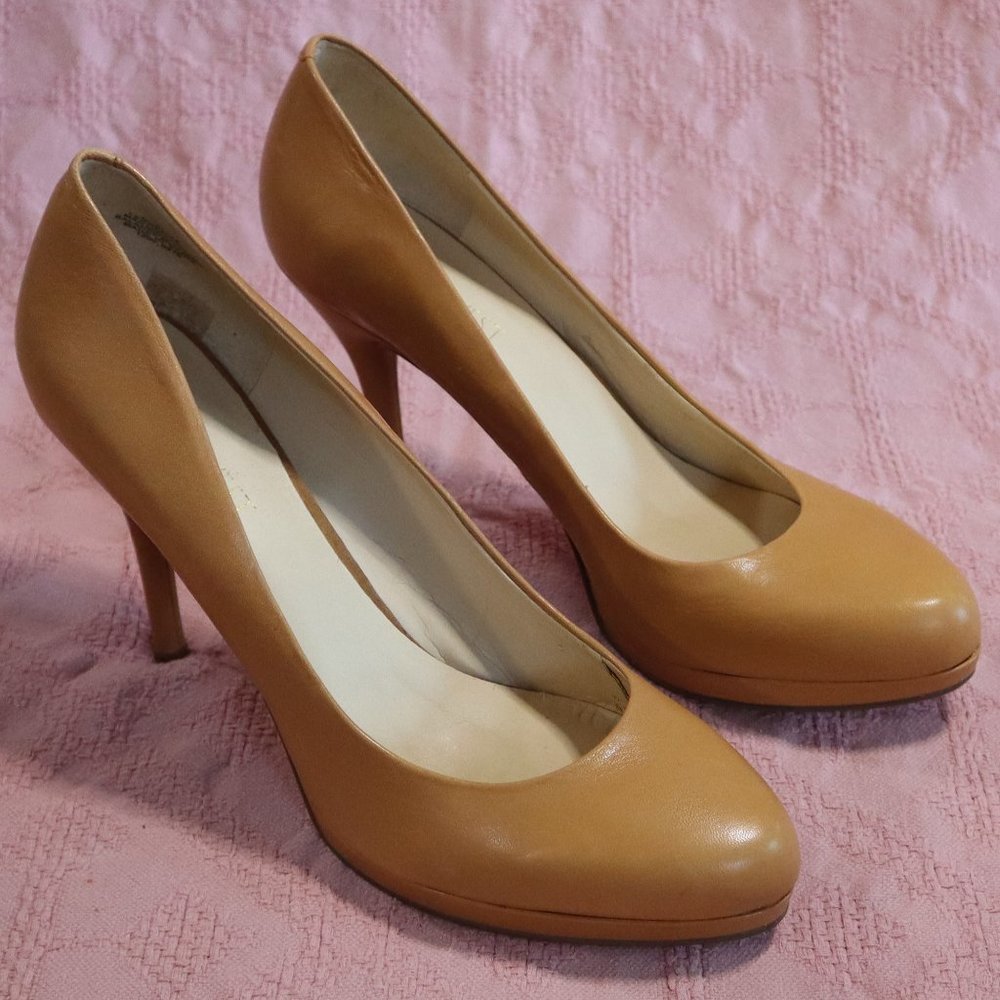 Nine West Women's Flax Pump Genuine Leather Round Toe High Heels Size 9.5